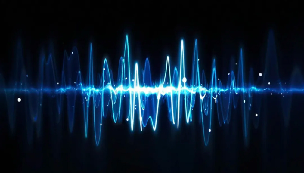 पृष्ठभूमि वोल्टेज विरूपण कैपेसिटर के जीवनकाल और प्रदर्शन को कैसे प्रभावित करता है?